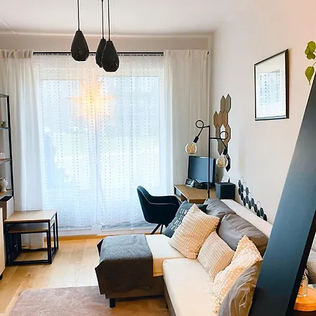 Cozy With Terrace Apartmán Peetri