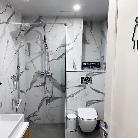 Cozy With Terrace Appartement *